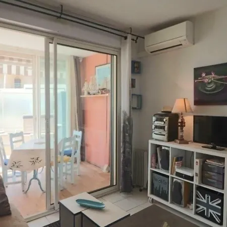 - 4 Pers, 27 M2, 2/1 1 Sète